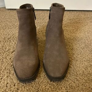 Blondo Women's heeled bootie